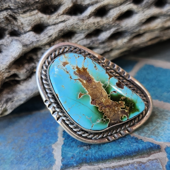 Sterling Silver Vintage  'HUGE STONE' TURQUOISE RING - Picture 15 of 16